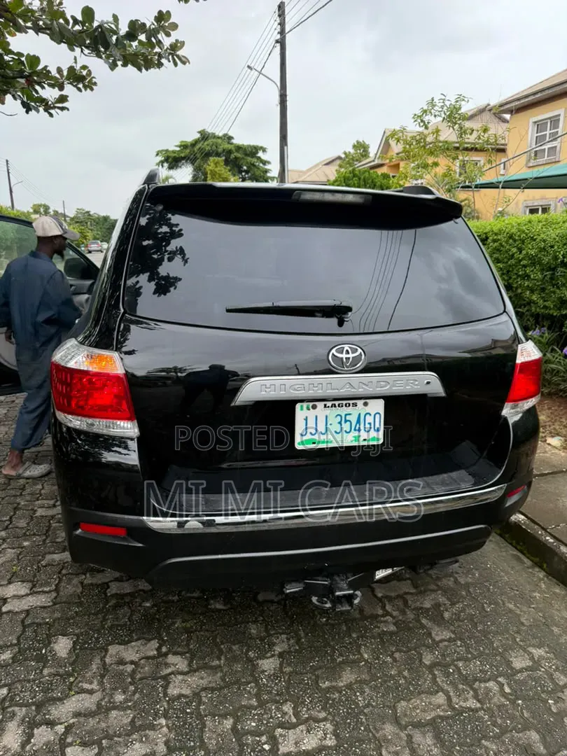 Toyota Highlander 2010 Black