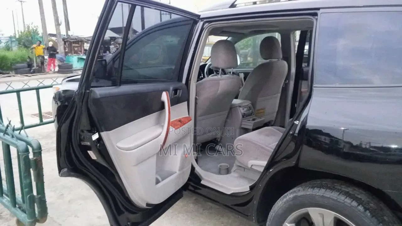 Toyota Highlander 2010 Black