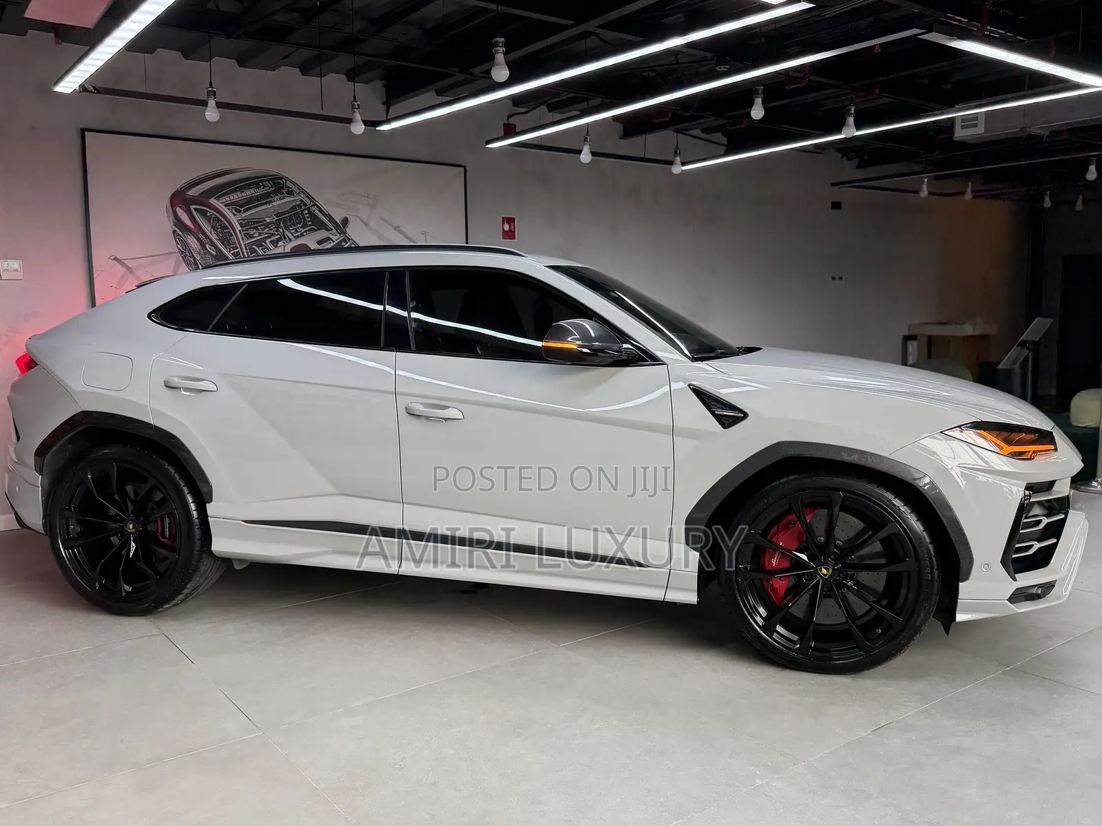 Lamborghini Urus Base 2019 Gray