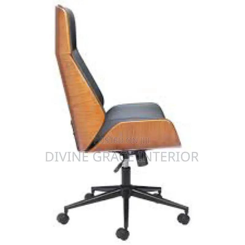 Bentwooden Modern Executive Chair