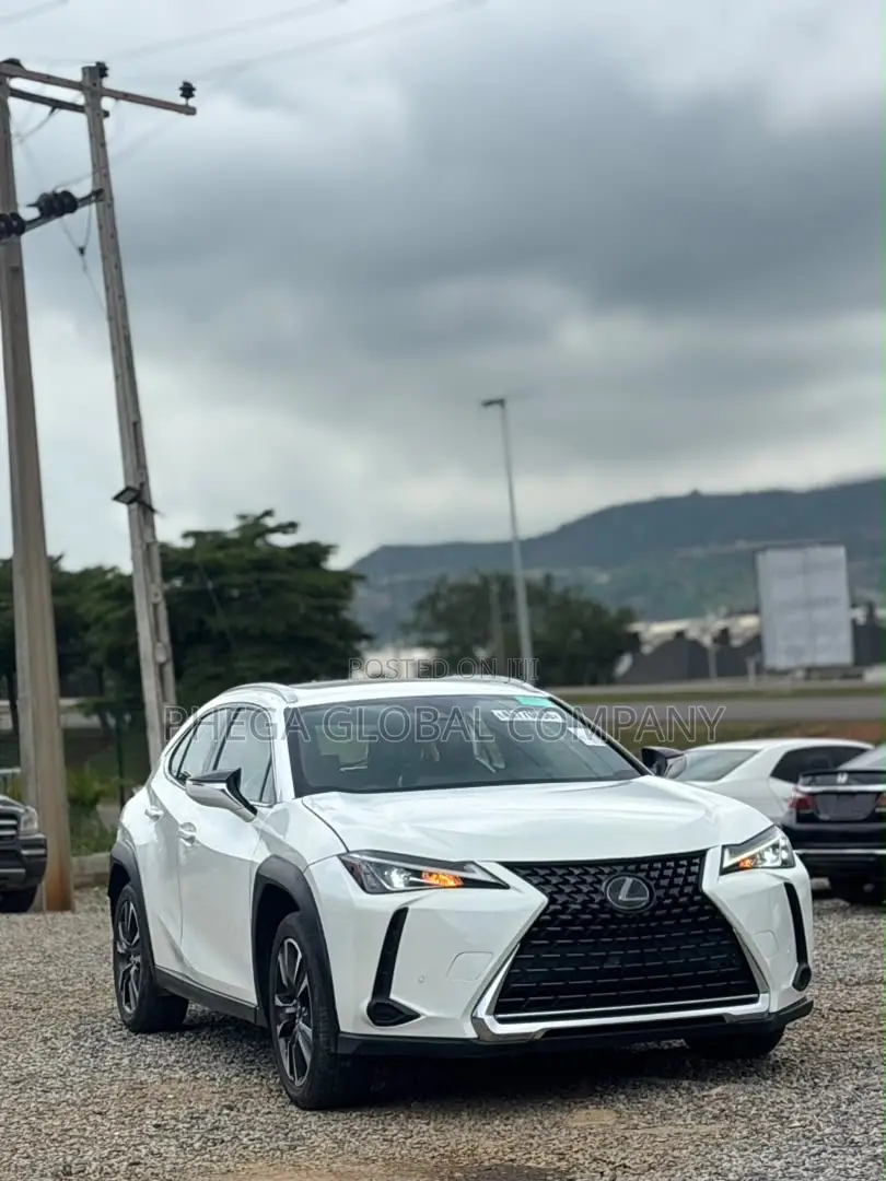 Lexus UX 200 2020 White