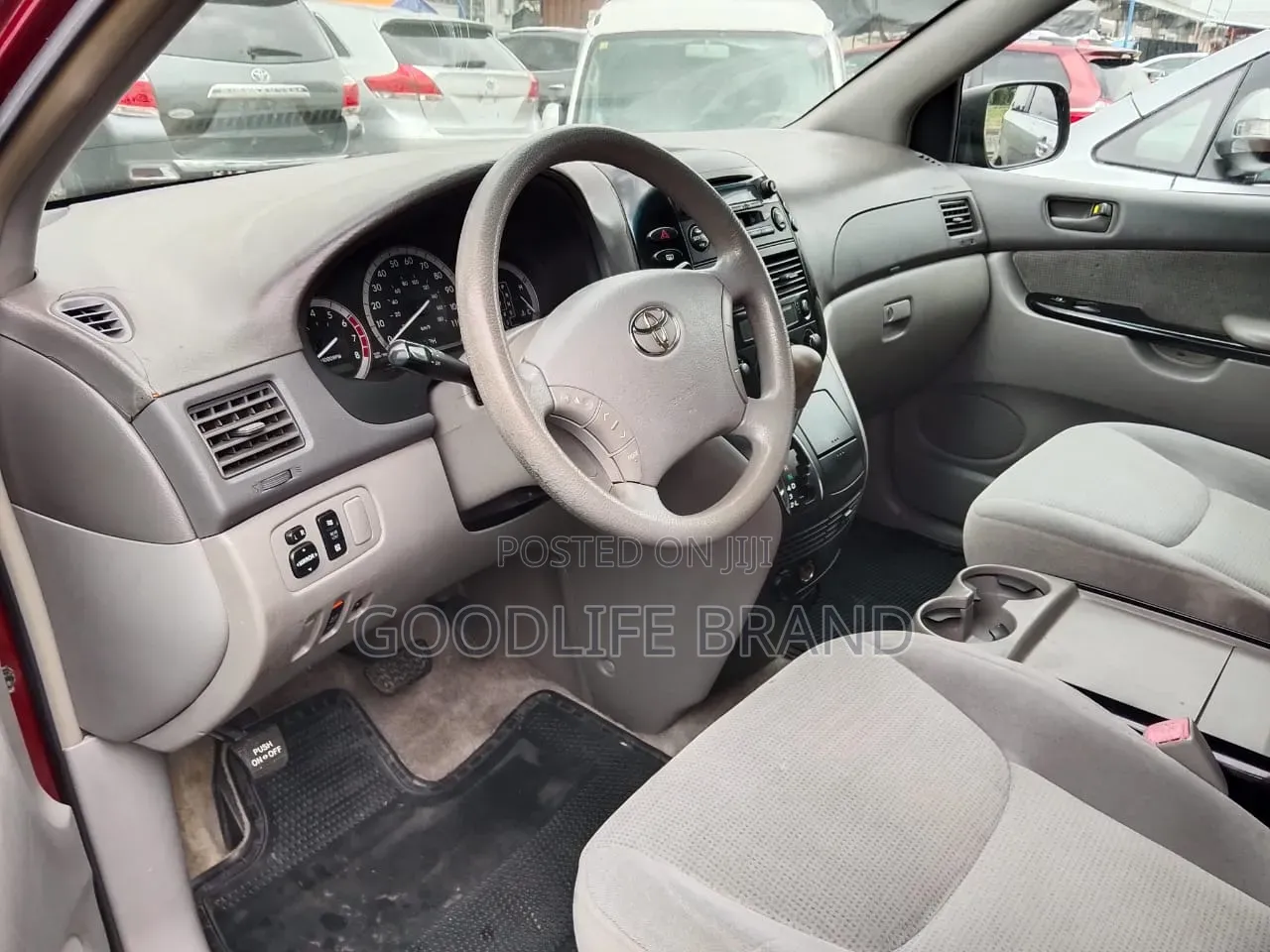 Toyota Sienna XLE Limited AWD 2009 Red