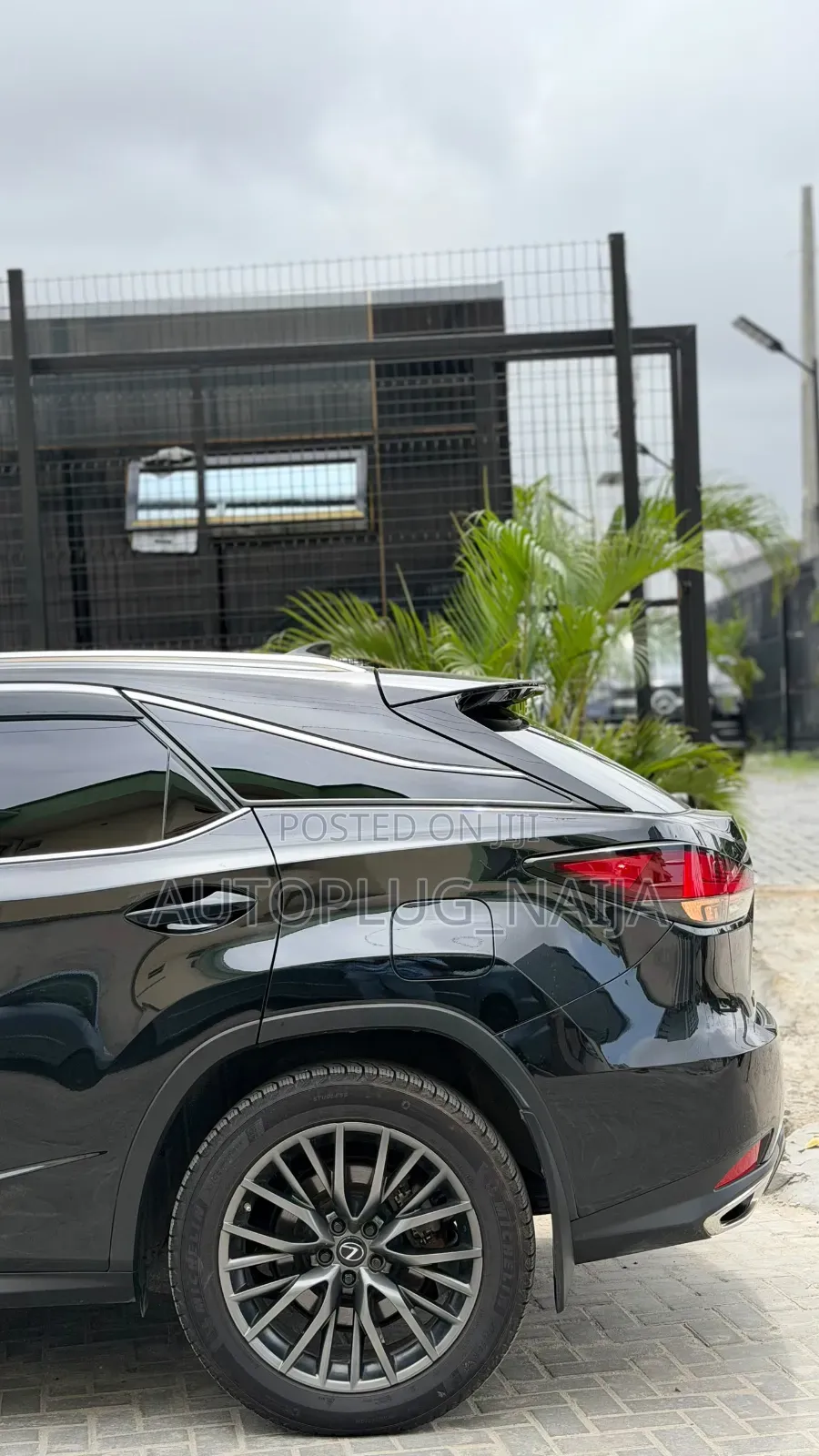 Lexus RX 2022 Black