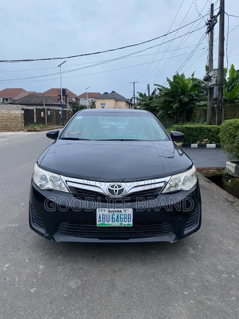 Toyota Camry XLE 4dr Sedan (2.5L 4cyl 6A) 2012 Matt Black