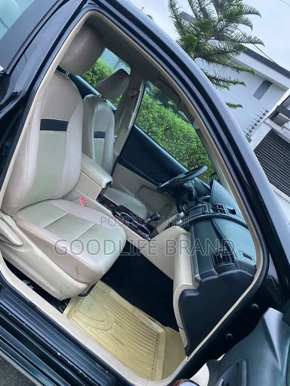 Toyota Camry SE 4dr Sedan (2.5L 4cyl 6A) 2012 Maroon