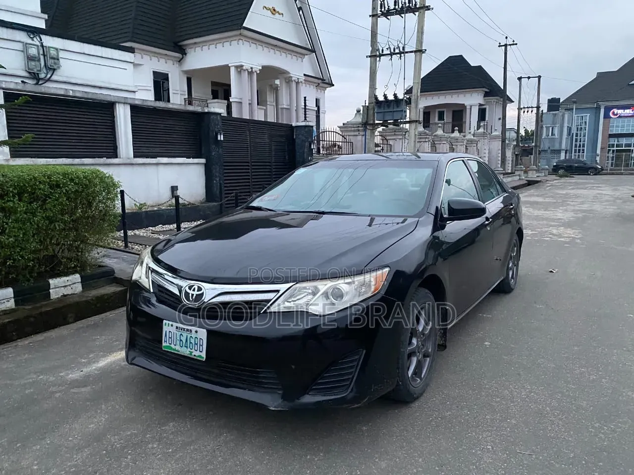 Toyota Camry SE 4dr Sedan (2.5L 4cyl 6A) 2012 Maroon
