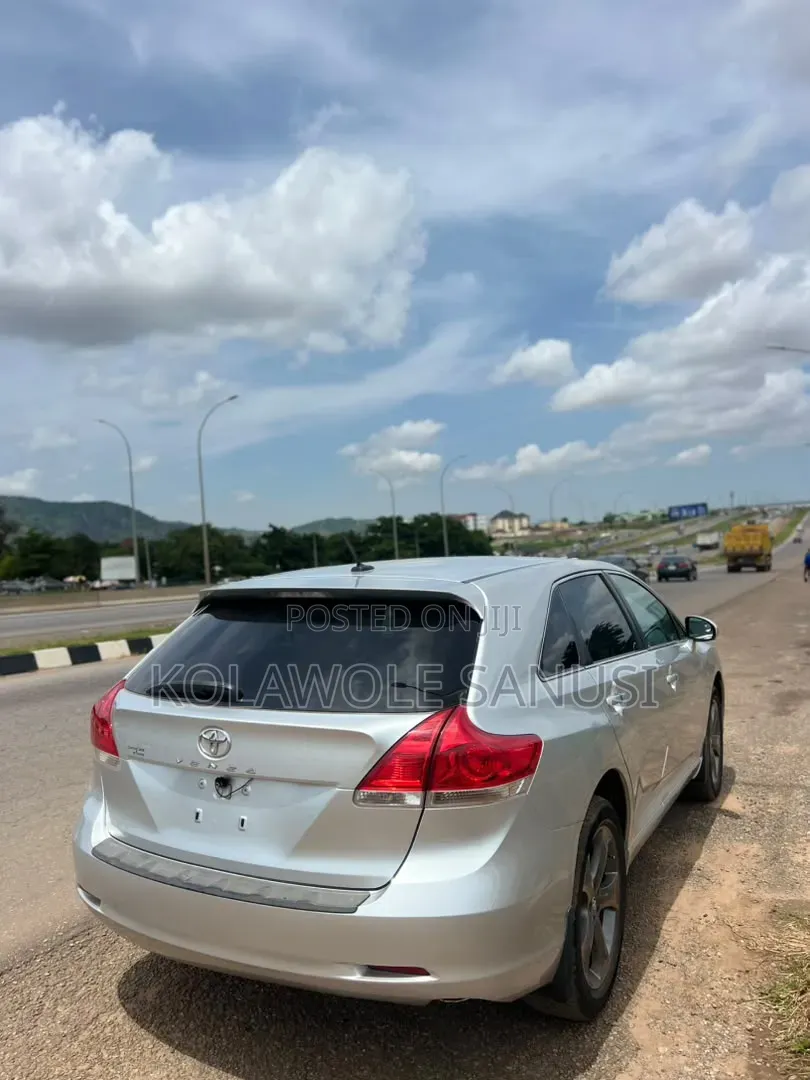 Toyota Venza 2014 Silver
