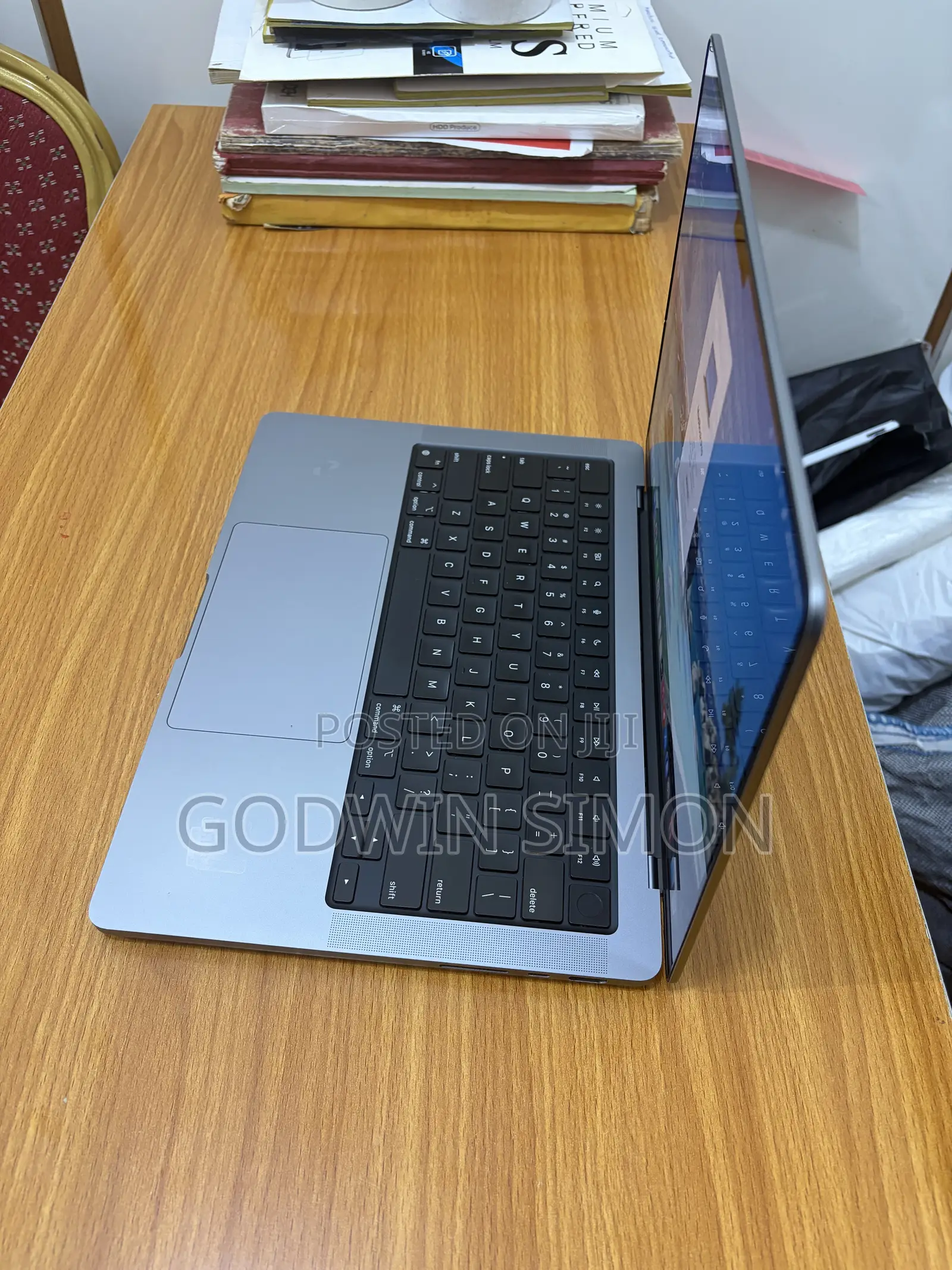 Laptop Apple MacBook Pro 2023 M2 Pro 16GB Apple M2 SSD 512GB