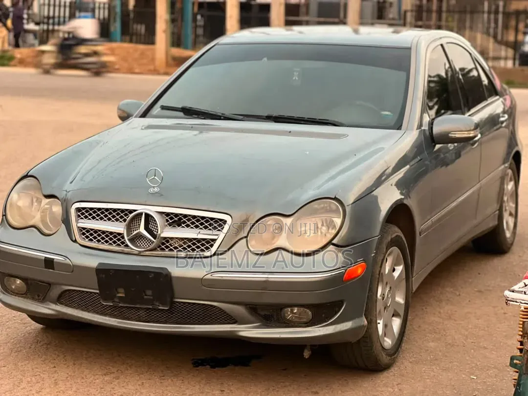 Mercedes-Benz C240 2005 Green