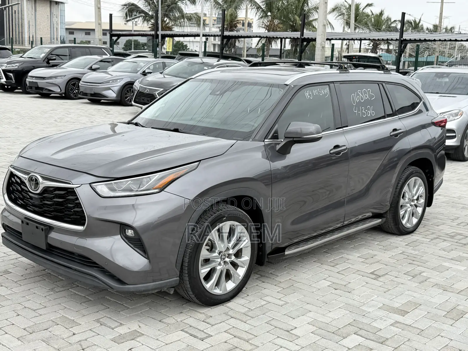 Toyota Highlander Limited 2021 Gray