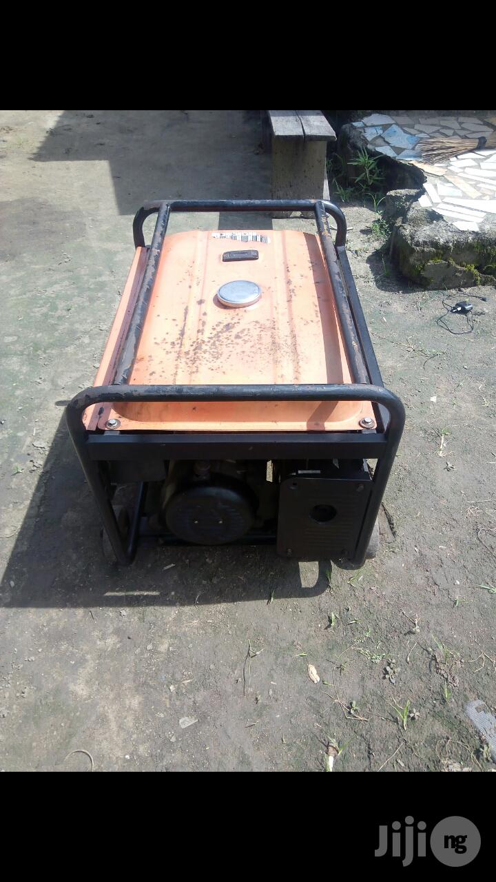 Neatly Used 6.5KVA ELEPAQ EC6500CXS 100% Copper Generator