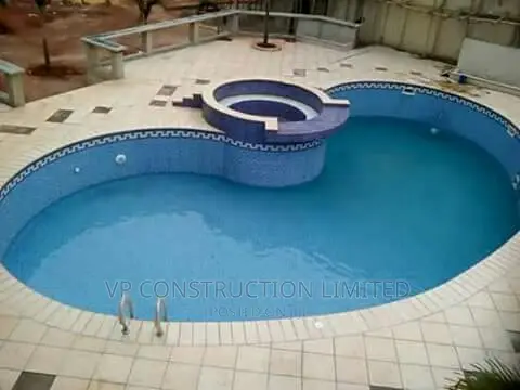 Big Swimming Pool
