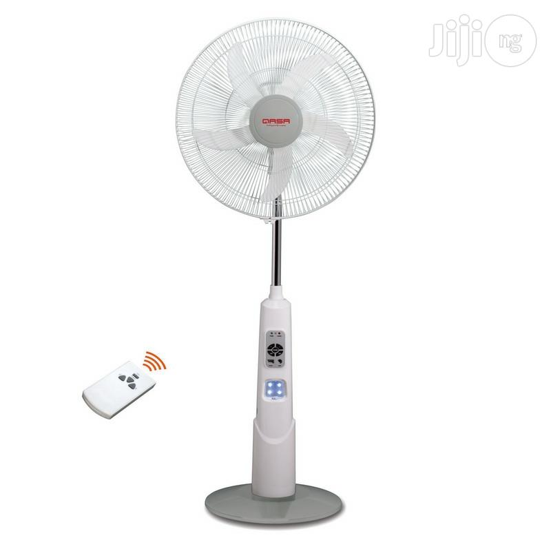 Qasa Qlink 18inches Rechargeable Fan .Solar Suported.