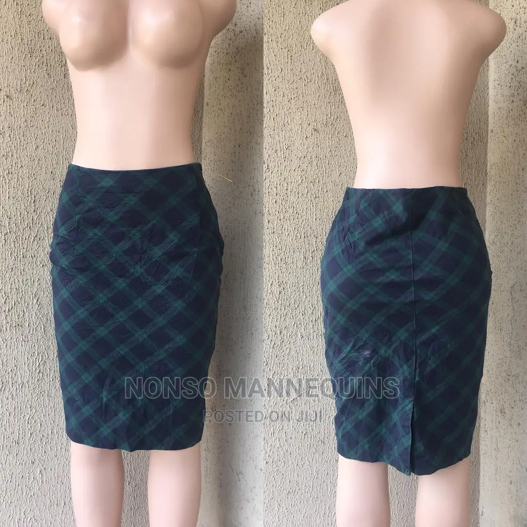 Female Headless and Armless Big Bust and Big Hips Mannquin