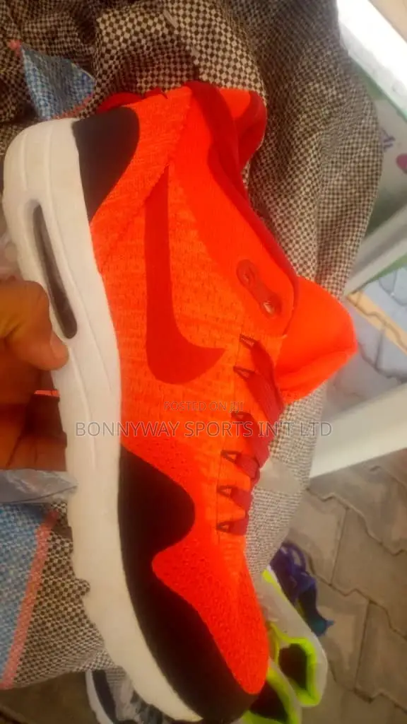 Get Ur High Quality Nike Airmax Sports Canvas