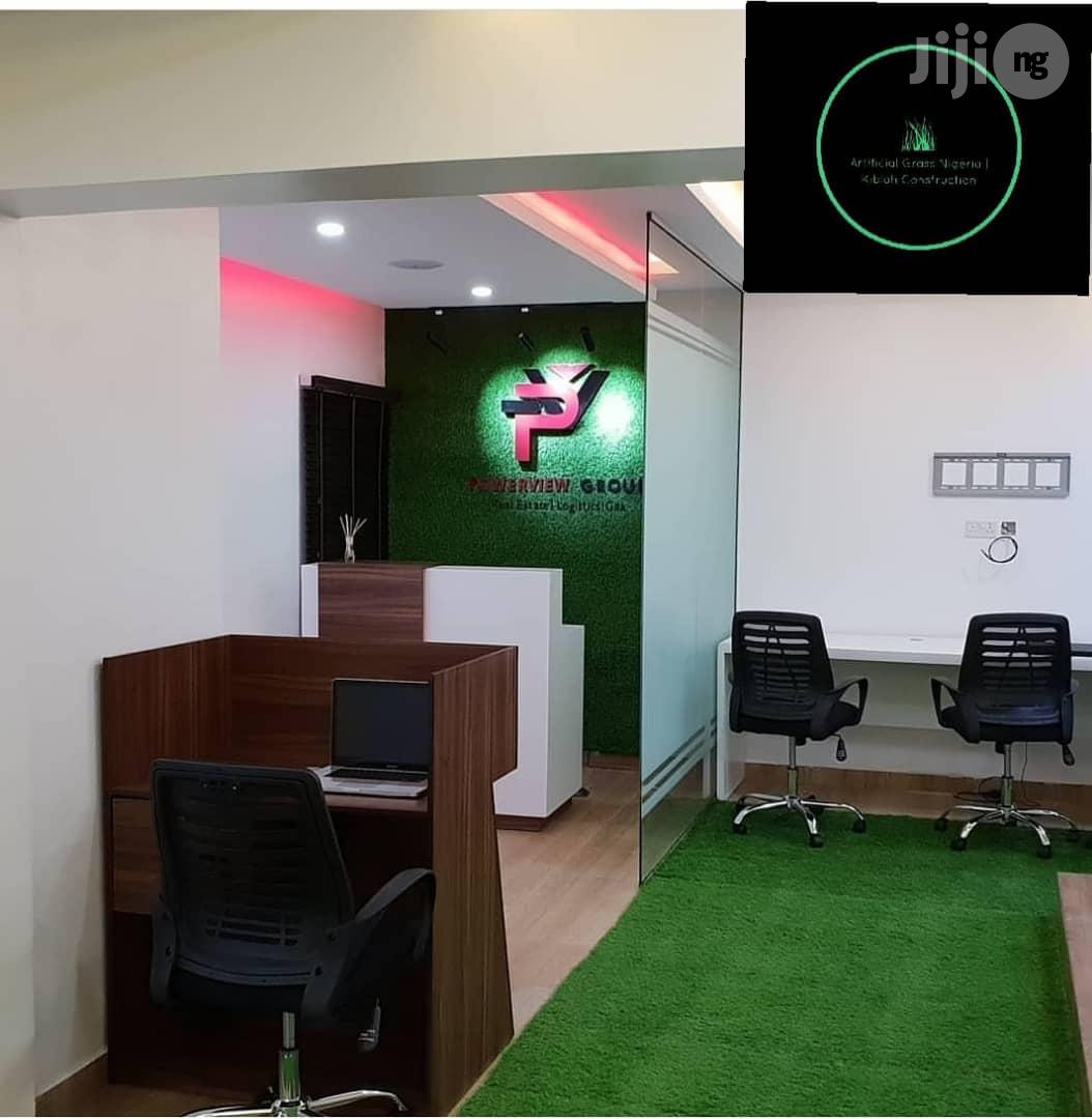 New Durable Artificial Green Grass for Indoor Outdoor.