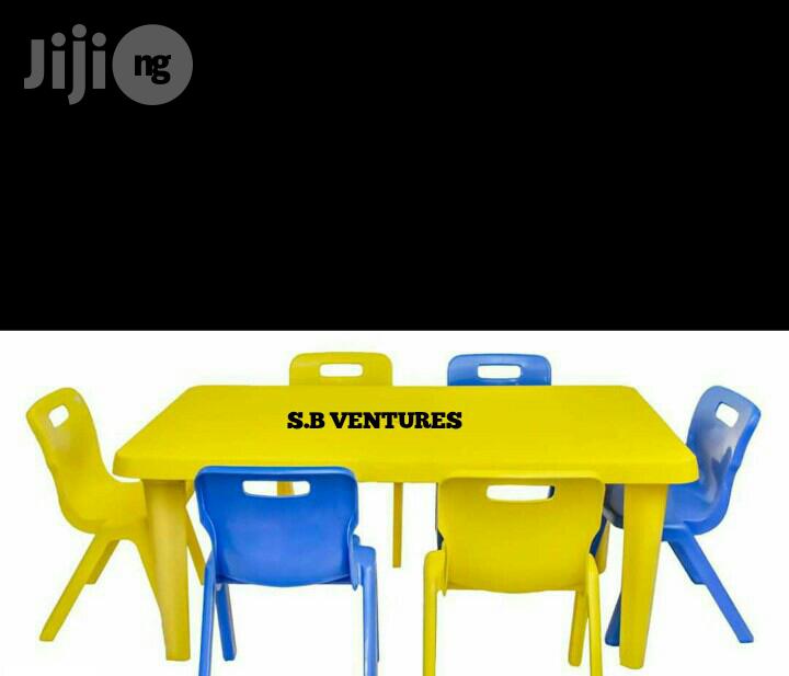 Children Table Together With 6pcs Chairs