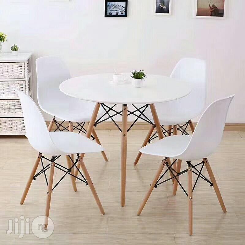 Resturant/Bar/Garden Chairs Tables