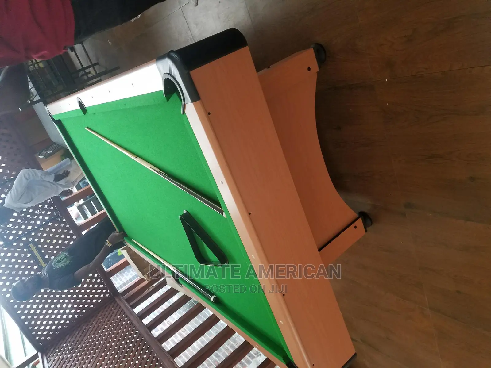 Snooker Pool Table With Coin Operated and All Accessories
