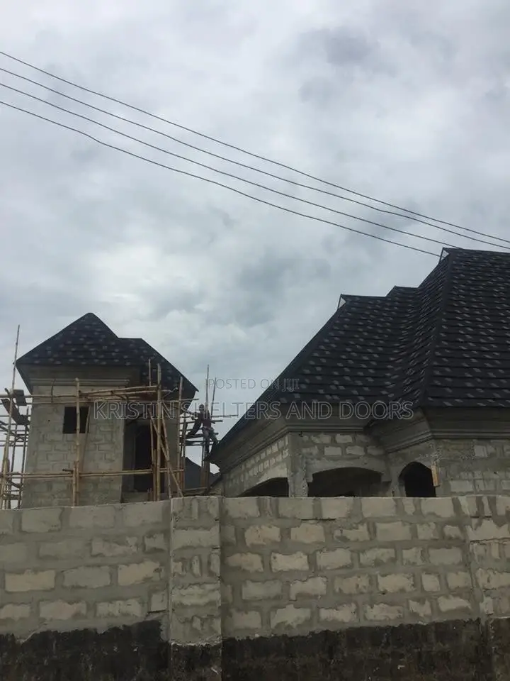 Shingle Black And White Stone Coated Roofing Sheet