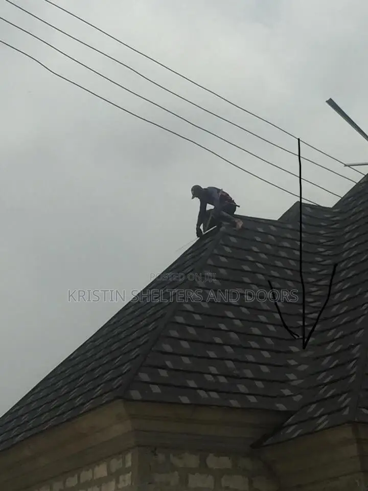 Shingle Black And White Stone Coated Roofing Sheet