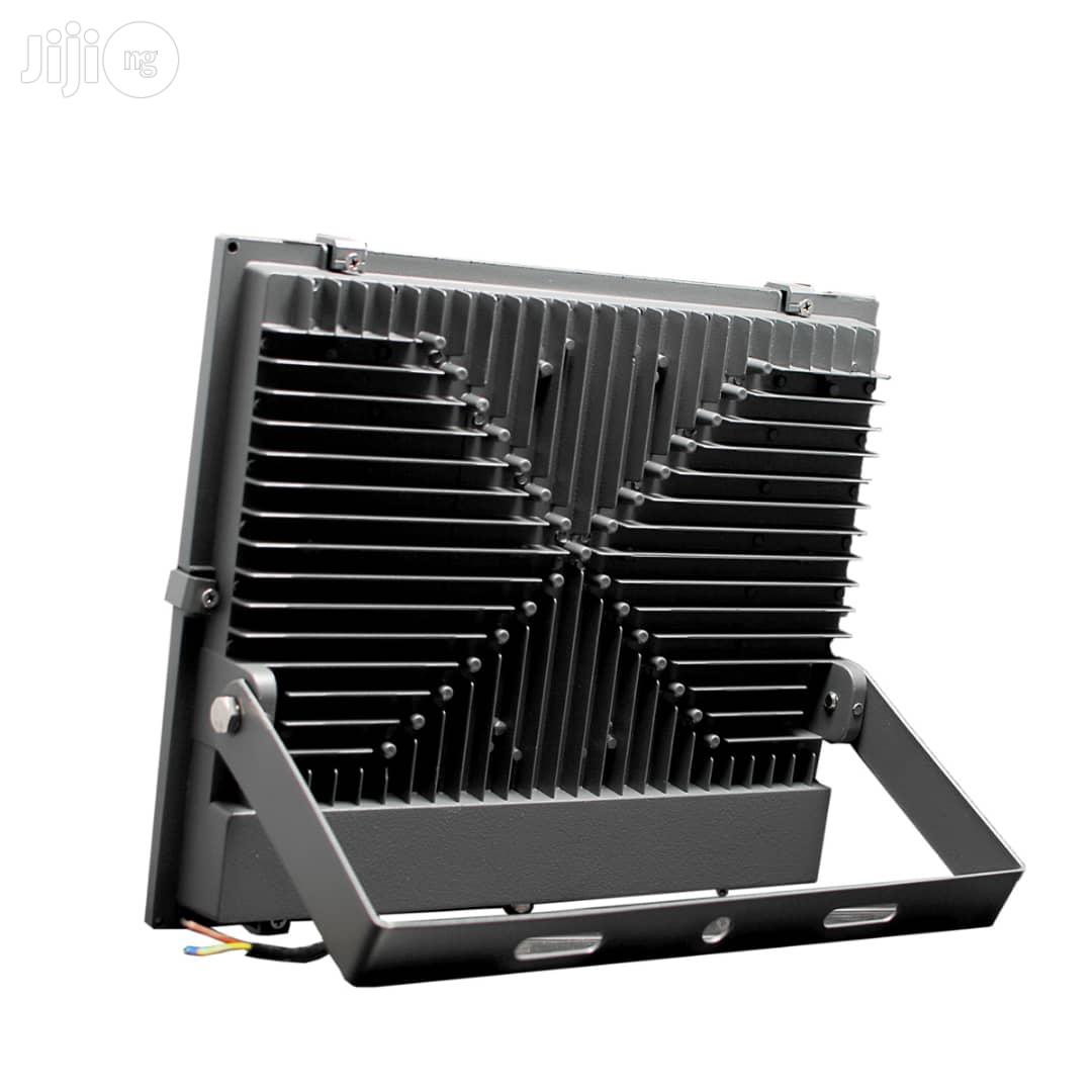 Proton Flood Light - 150W (Ac220v/50-60hz) - Energy Saving