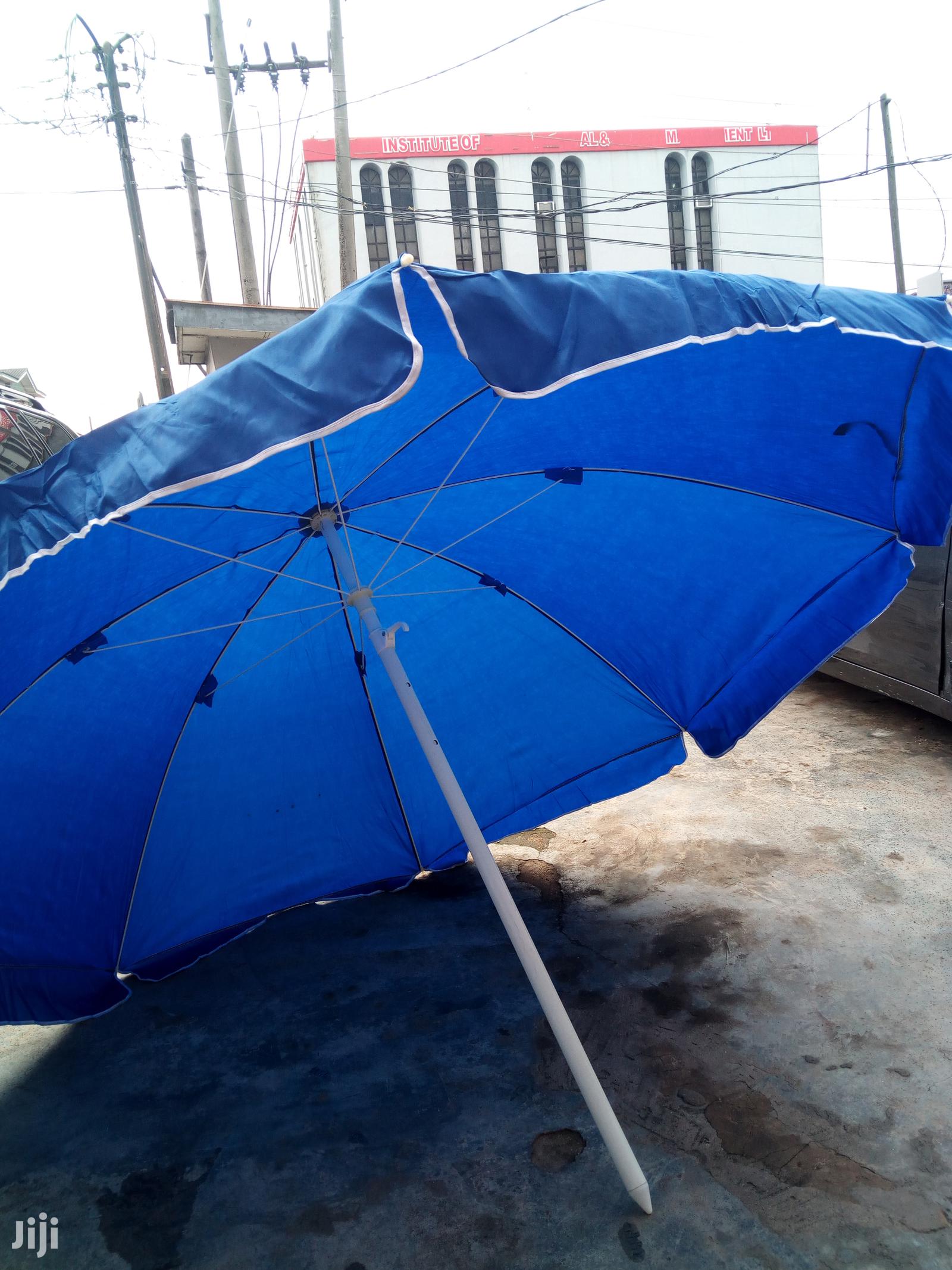 High Quality Umbrella for Outdoor Events.