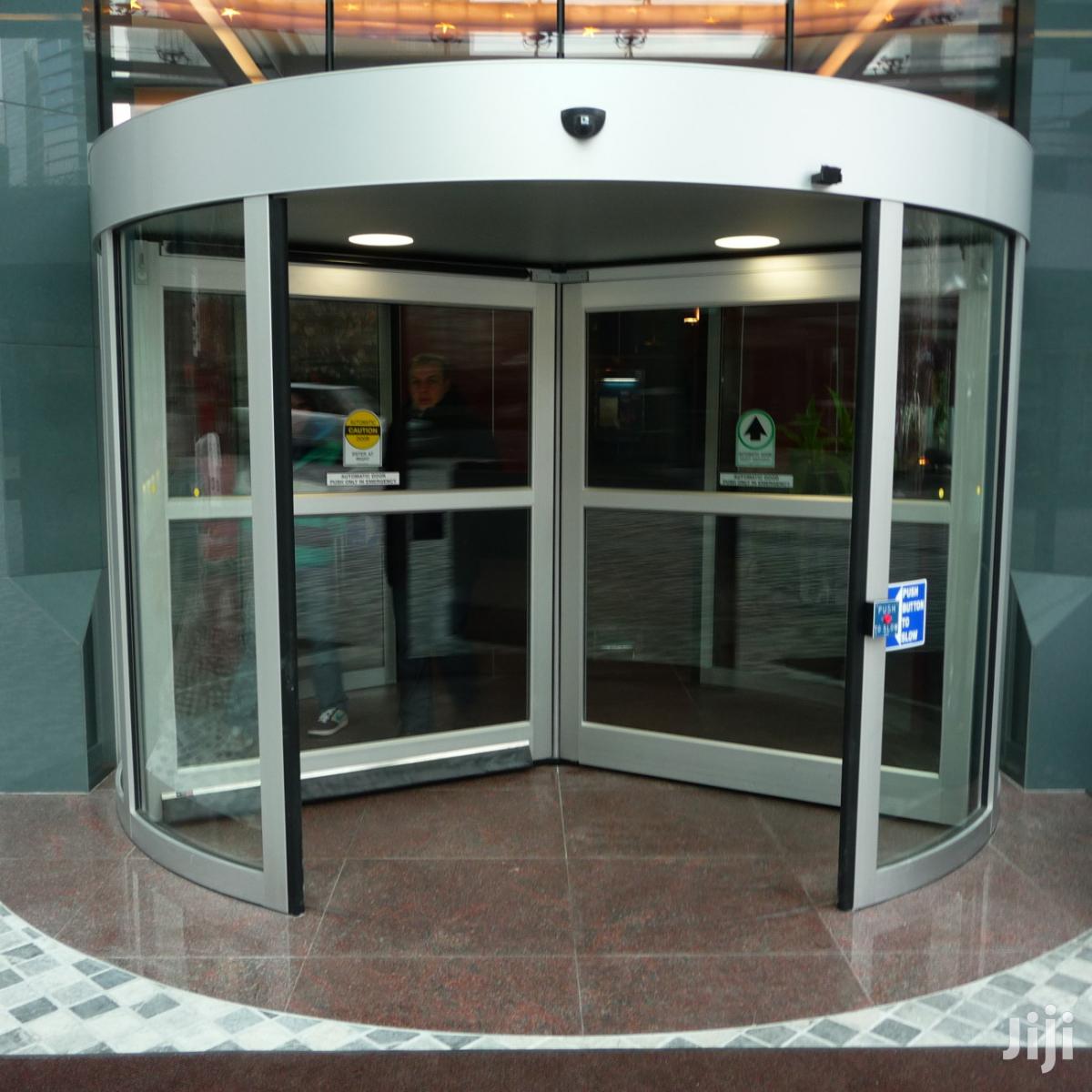 Automatic Revolving Door