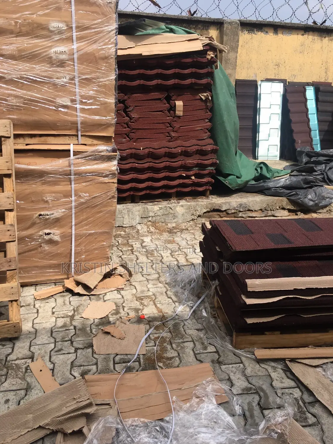 Dark Black Stone Coated Roofing Sheet And Tiles