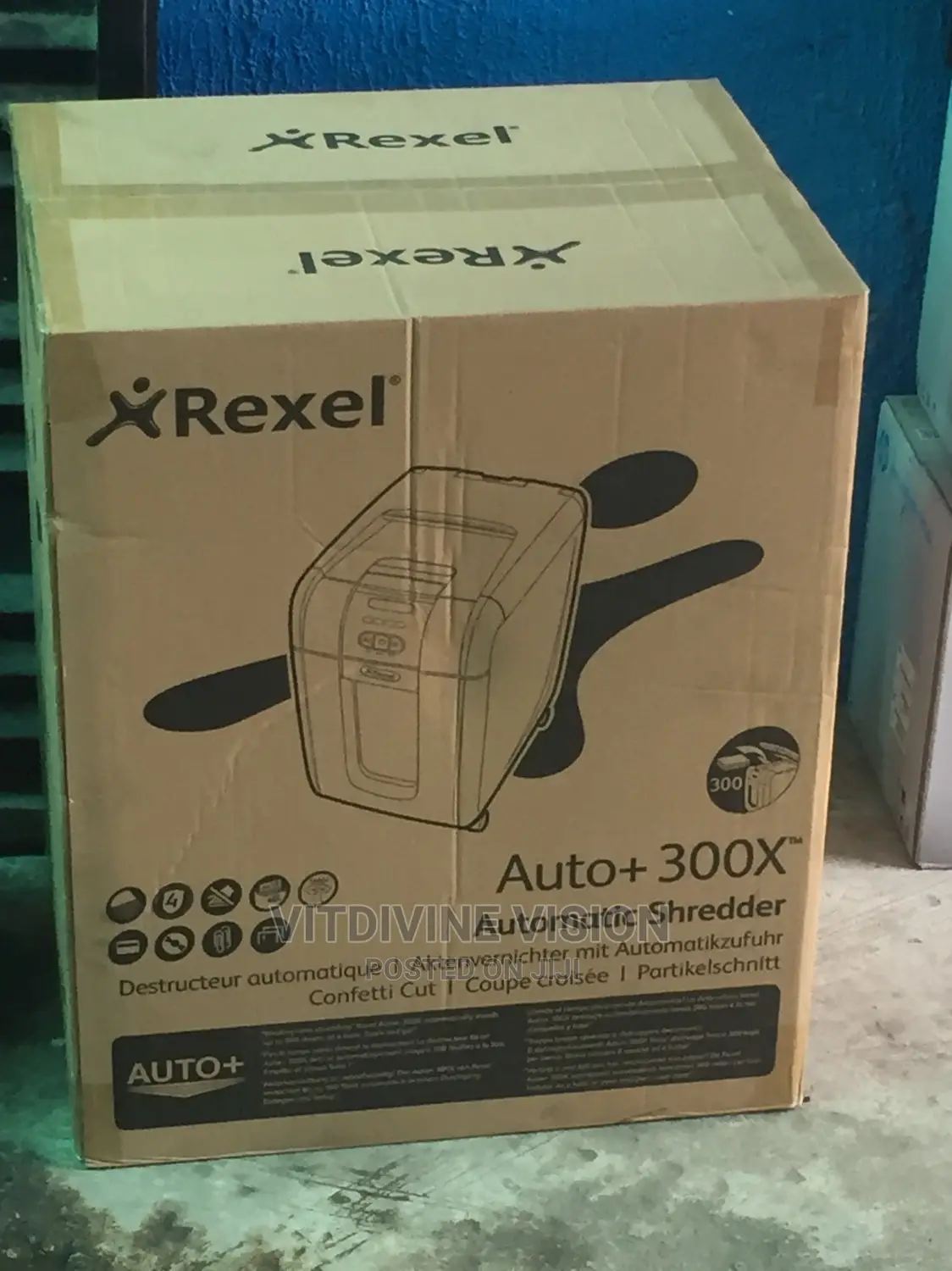 REXEL AUTO 300m Paper Shredder