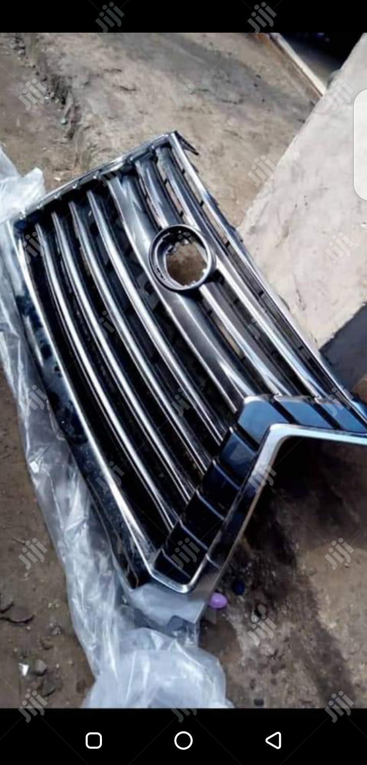 Front Grill Toyota Lexus Lx570 2017/2019