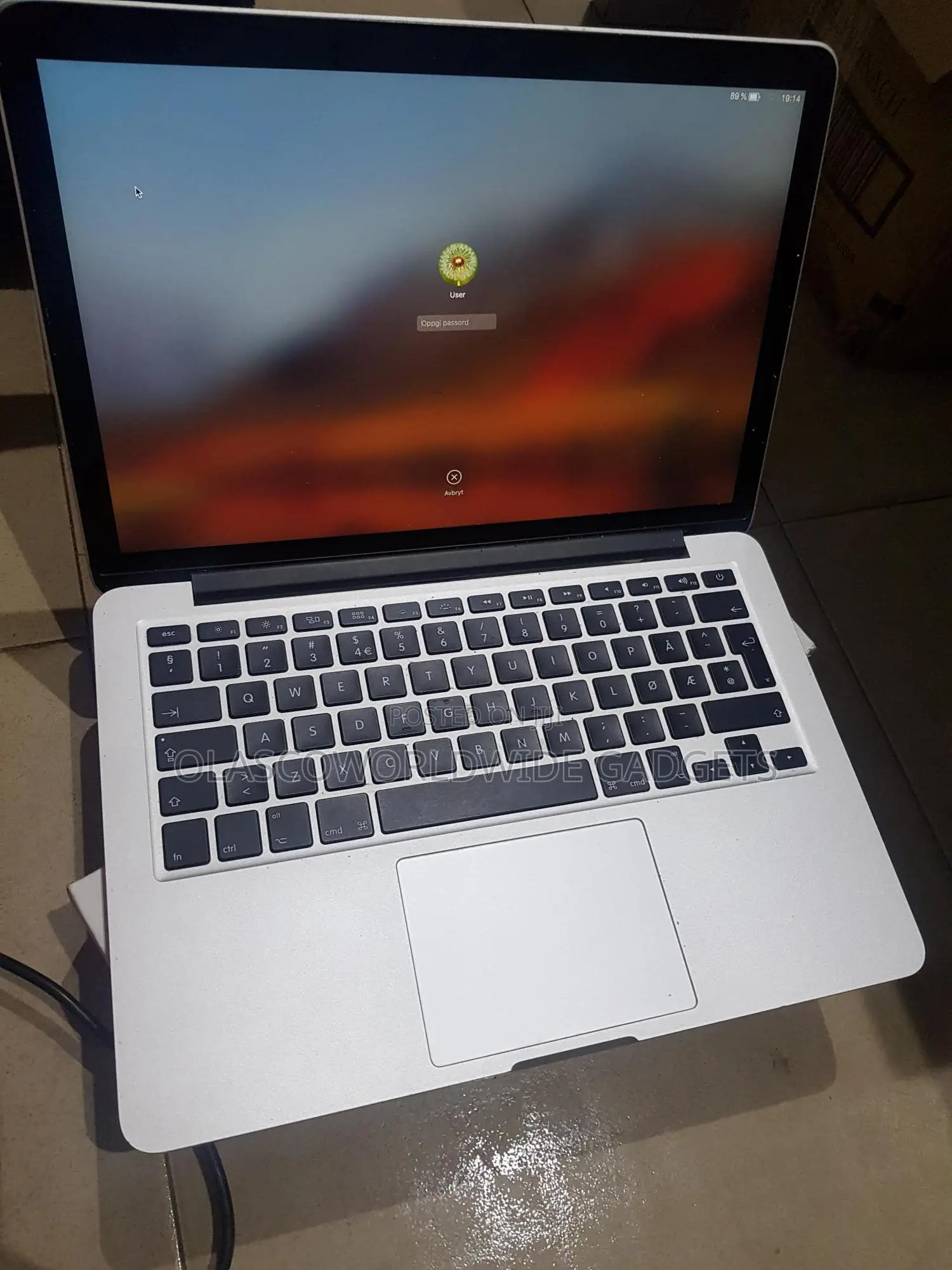 Laptop Apple MacBook Pro 2015 8GB Intel Core I5 SSHD (Hybrid) 256GB