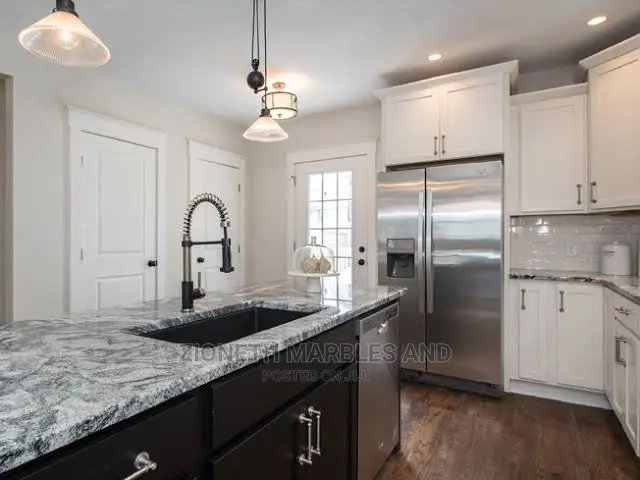 Quality Marbles/Granite Slab for Step
