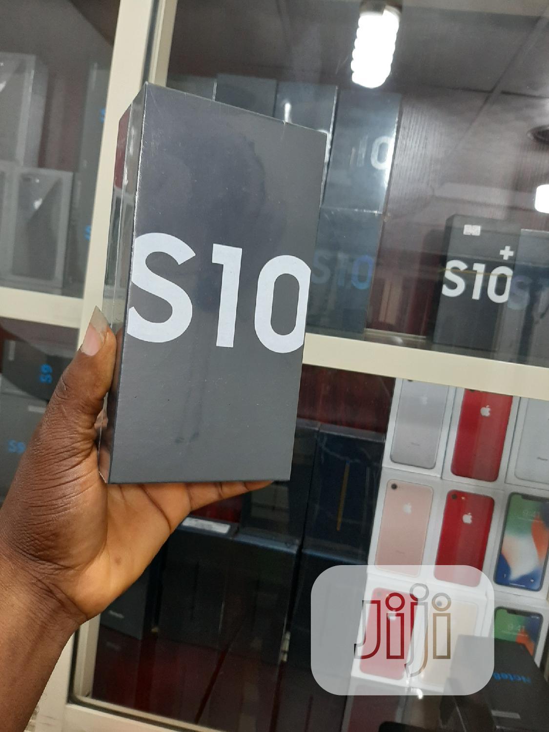 New Samsung Galaxy S10 128 GB Gray