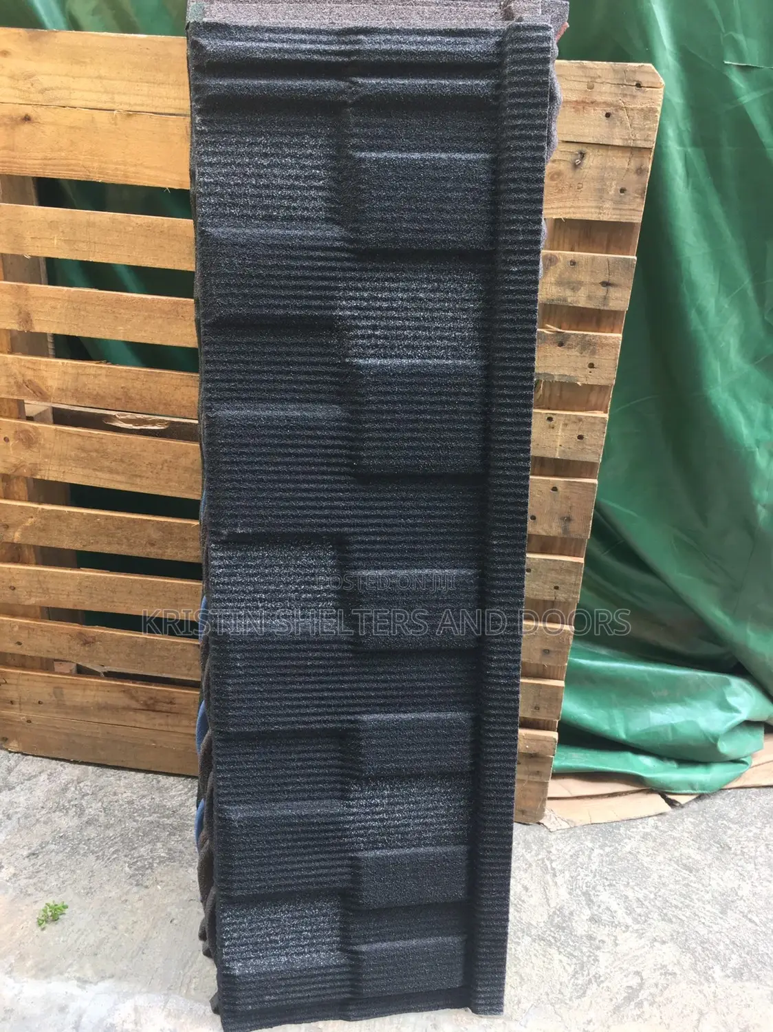 Roofing Sheet Pure Black and White Shingle