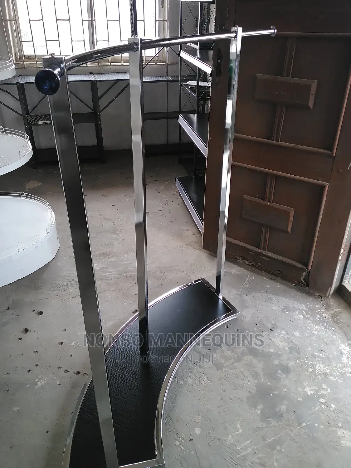 C Shape Clothes Racks Display Metal Stand