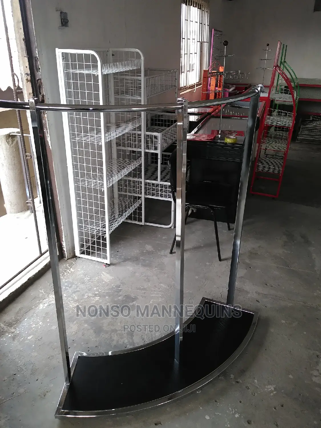 C Shape Clothes Racks Display Metal Stand