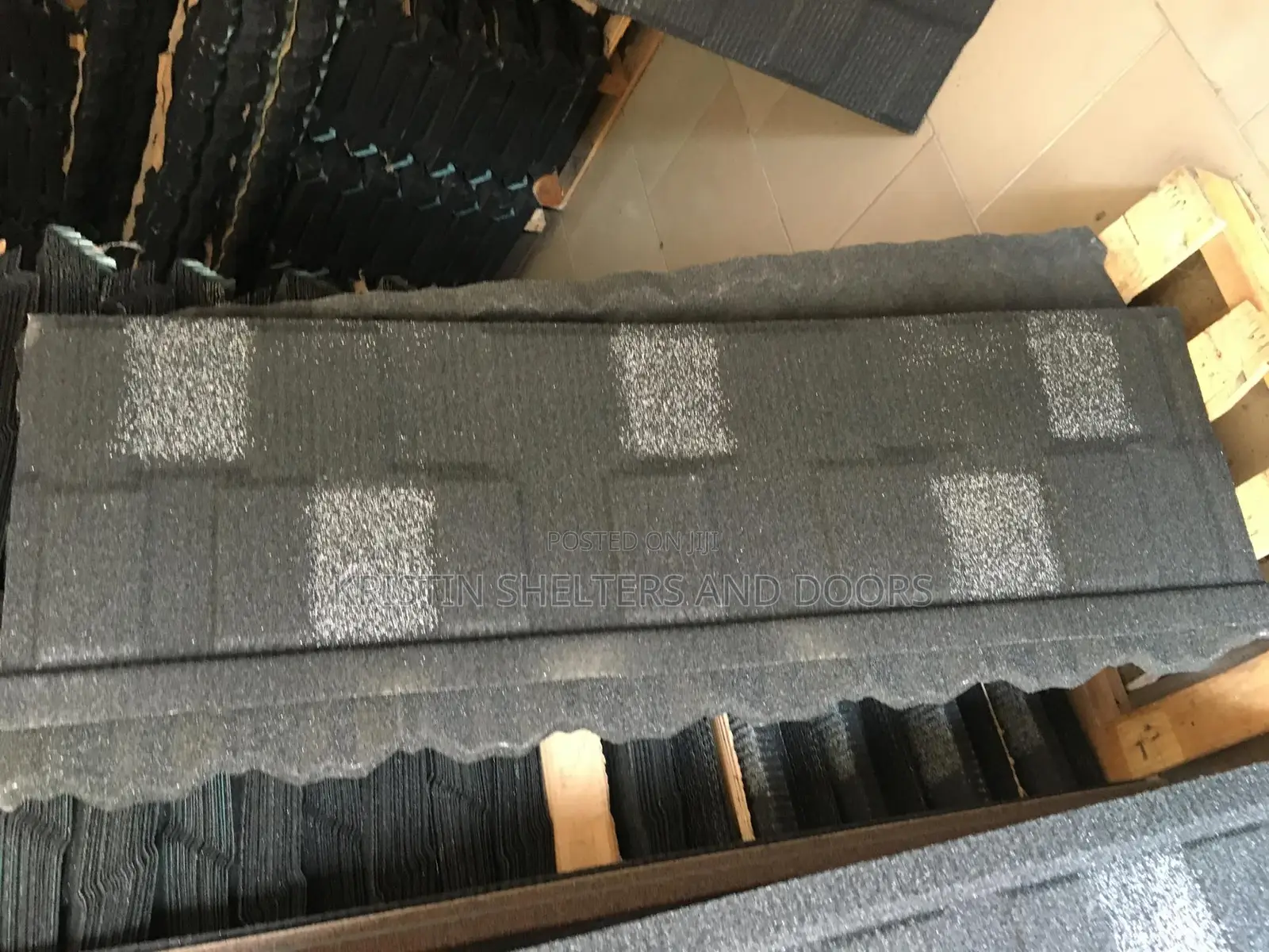 Quality Black And White Shingle Original Shingle From Csl