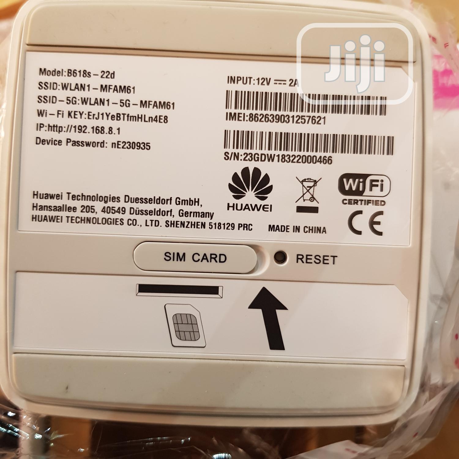 Huawei B818 Cat11 LTE Router Internet With Ultra High Speed