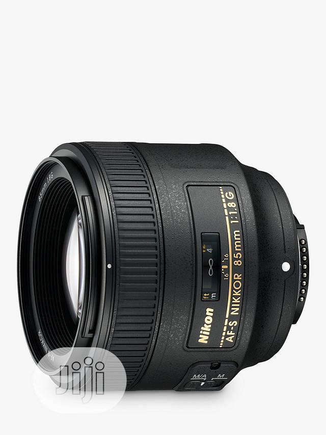 Nikon Af-S Nikkor 85mm F/1.8g Lens