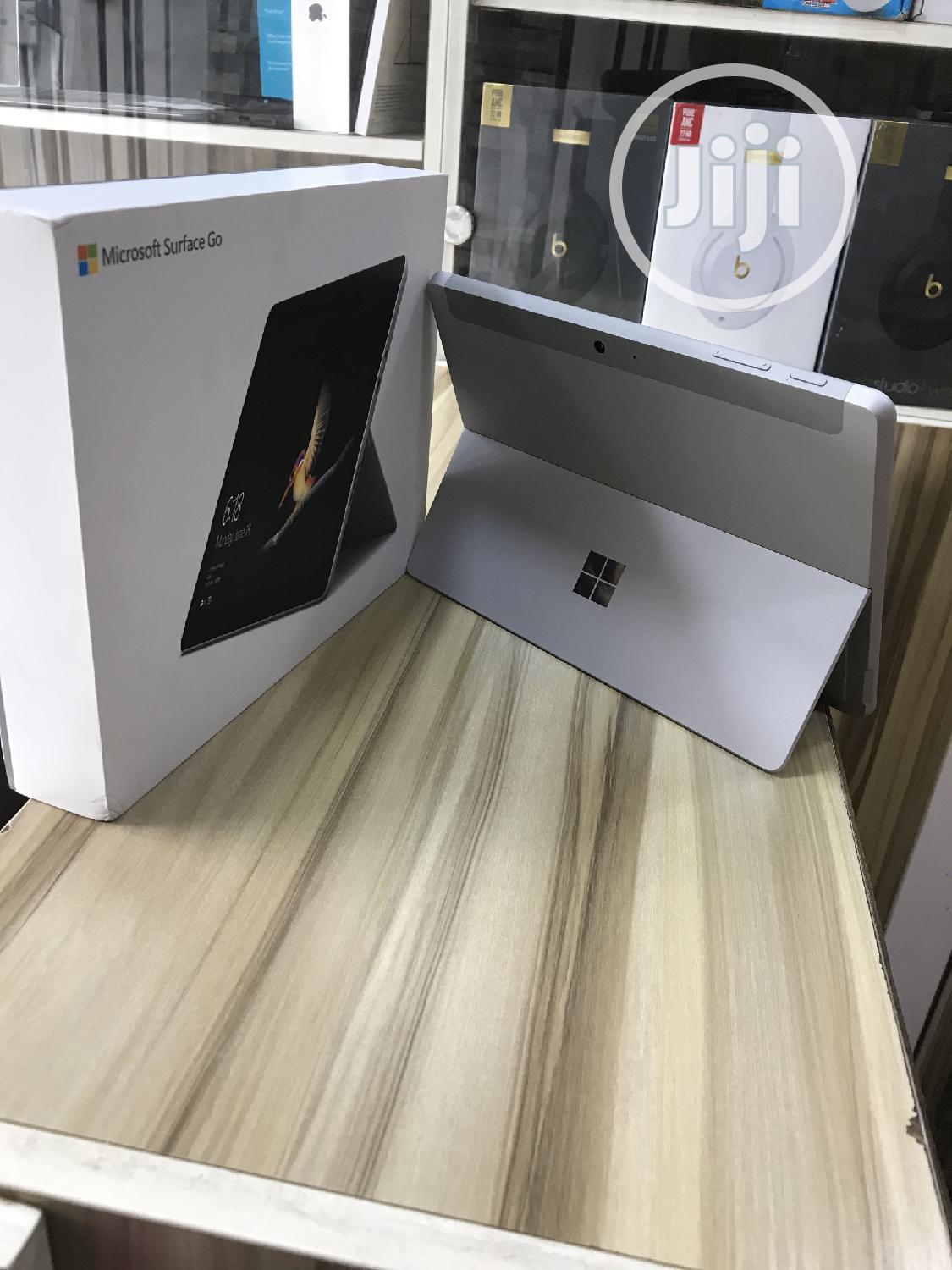 Laptop Microsoft Surface Go 8GB Intel Pentium SSD 128GB