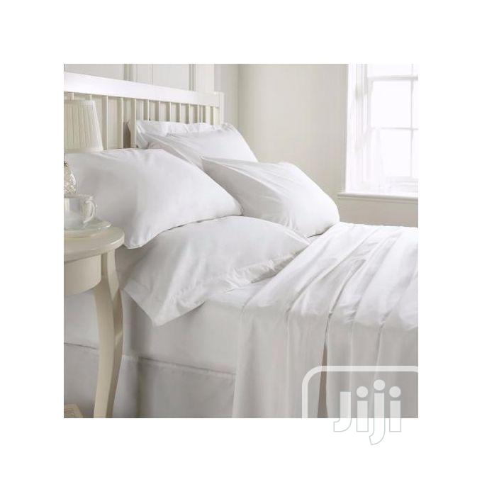 Super White Duvet, Bedsheet With 4 Pillow Cases