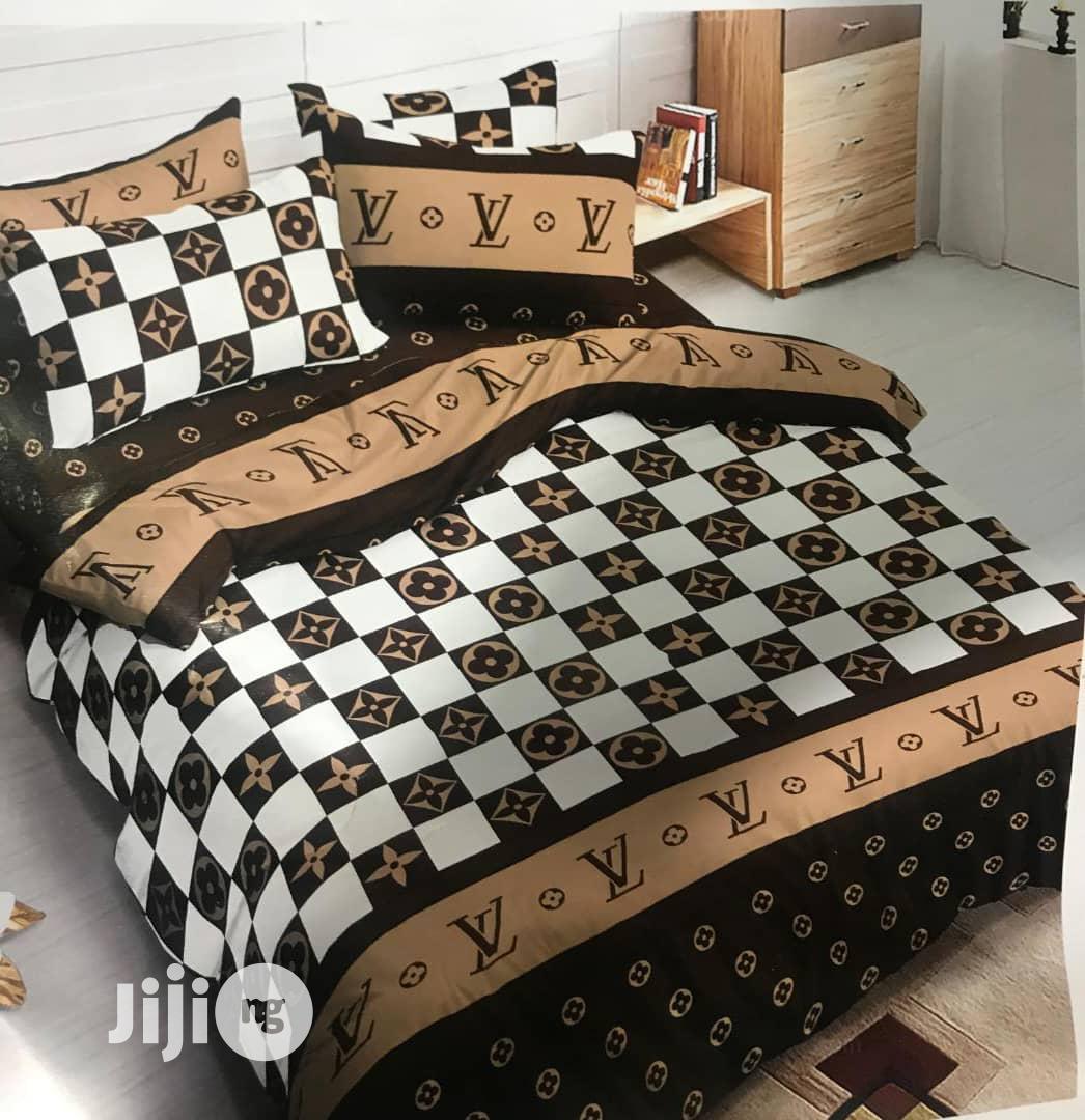 Versace Designer's Duvet, Bedsheet With 4 Pillow Cases