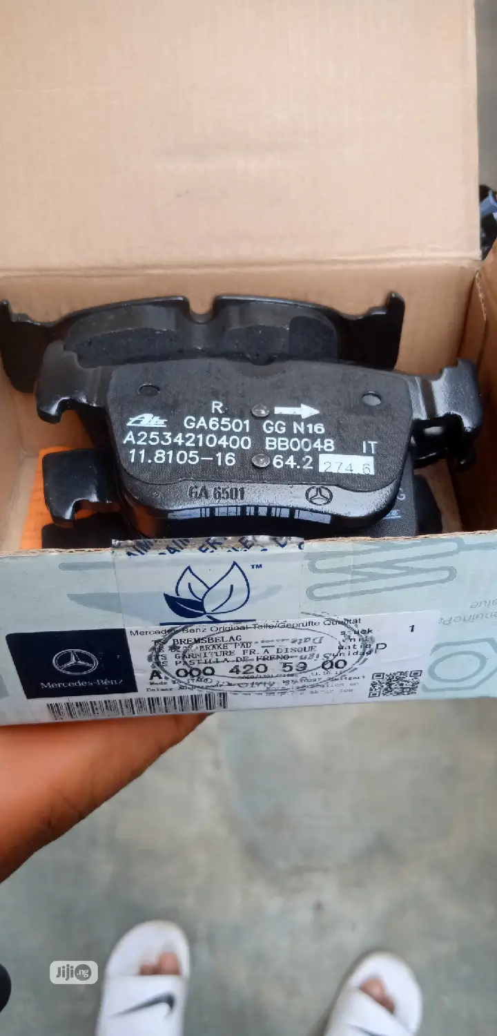 MERCEDES BENZ Brake Pads