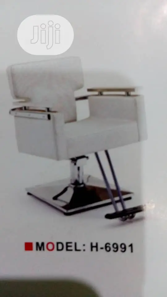 Executive Barbing Chair