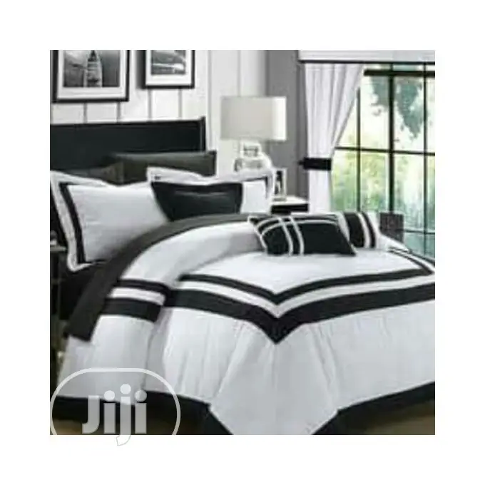 Duvet,Bedsheet With 4 Pillow Cases-Black/White