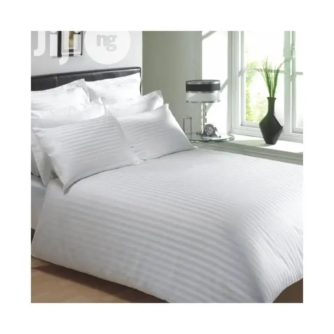 Outstanding White Duvet,Bedsheet With 4 Pillow Cases