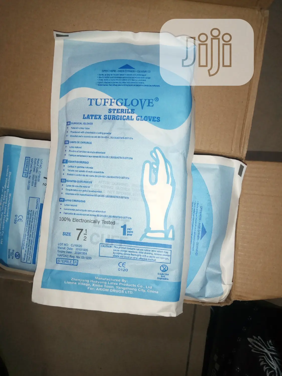 Surgical Handglove.