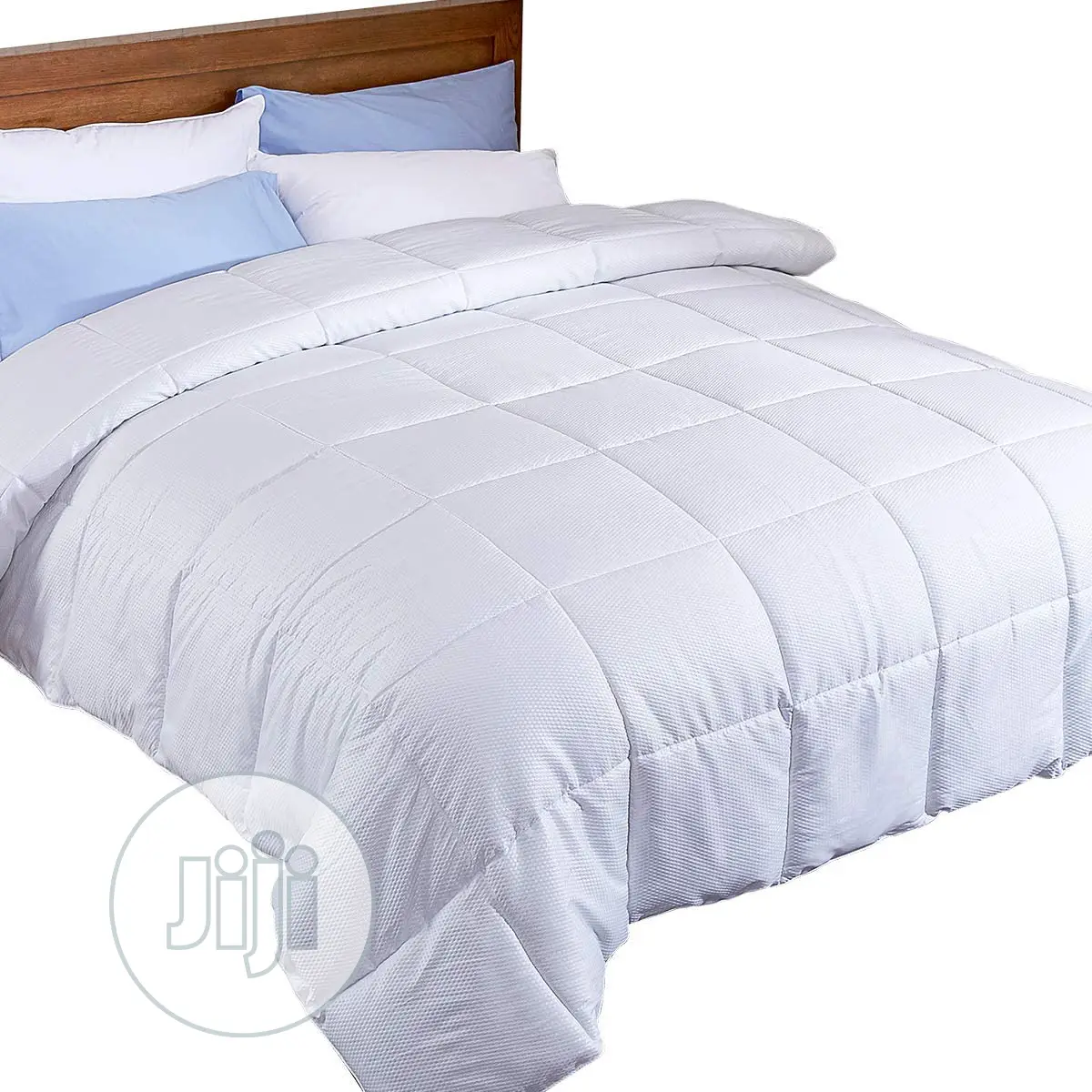 Correct Cotton White Duvet,Bedsheet With 4 Pillow Cases