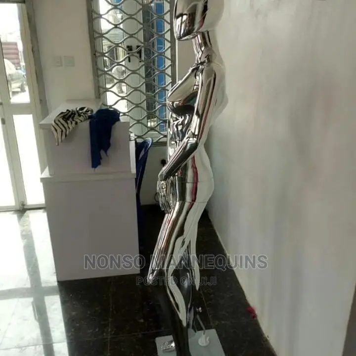 Gold Mannequins New